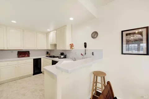 216 E 2nd St, Benicia, CA 94510 photo 31