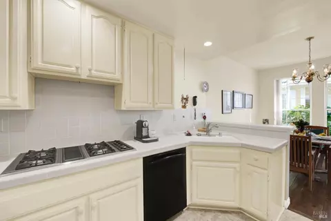 216 E 2nd St, Benicia, CA 94510 photo 37
