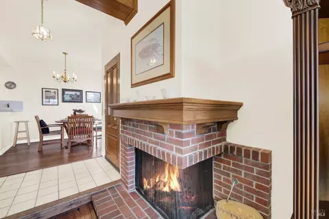 216 E 2nd St, Benicia, CA 94510 photo 25