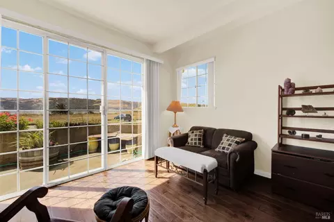 216 E 2nd St, Benicia, CA 94510 photo 48