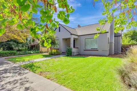 633 Wright St, Santa Rosa, CA 95404 photo 2