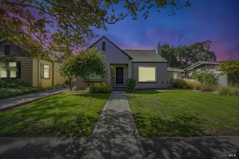 633 Wright St, Santa Rosa, CA 95404 photo 3
