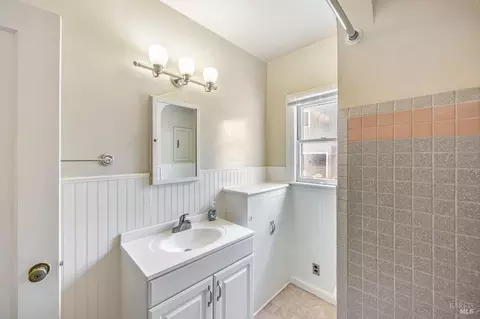 633 Wright St, Santa Rosa, CA 95404 photo 20