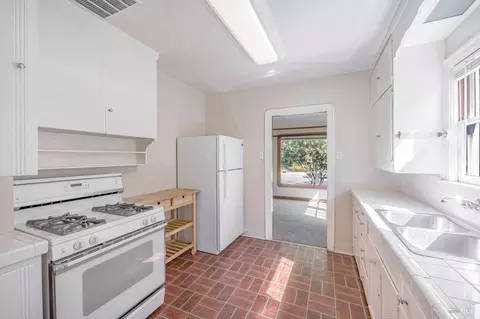 633 Wright St, Santa Rosa, CA 95404 photo 15