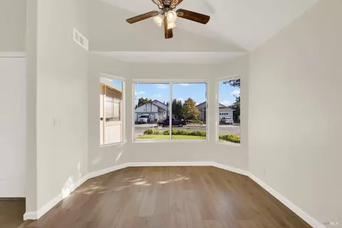 Living - 2455 E Atlantic Ave, Fairfield, CA 94533 photo 7 of 8