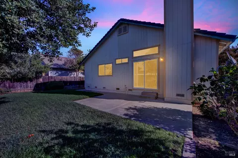Exterior - 2455 E Atlantic Ave, Fairfield, CA 94533 photo 22 of 22