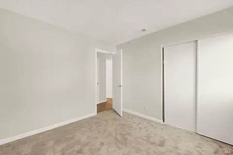 Bedroom - 2455 E Atlantic Ave, Fairfield, CA 94533 photo 3 of 10