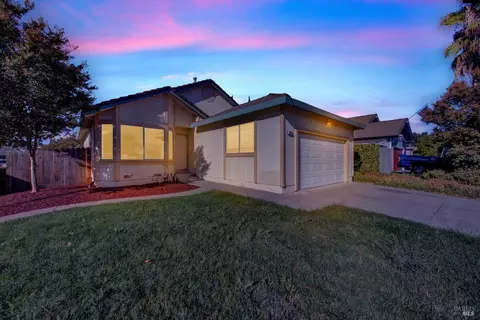 Exterior - 2455 E Atlantic Ave, Fairfield, CA 94533 photo 21 of 22