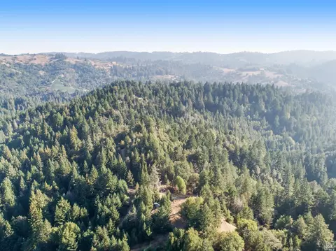 27951 King Ridge Rd, Cazadero, CA 95421
