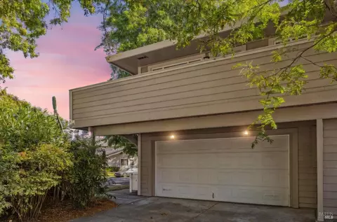 27 Modoc Pl, Novato, CA 94947