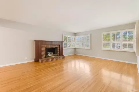 342 Del Mar Ave, Vallejo, CA 94589 photo 8