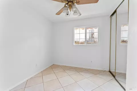 908 Winchester St, Vallejo, CA 94590 photo 9