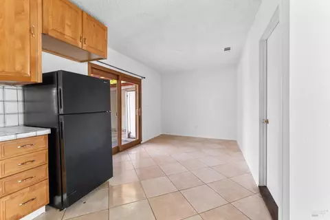 908 Winchester St, Vallejo, CA 94590 photo 6