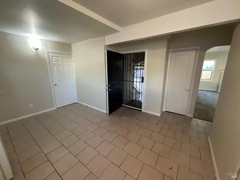 544 Wallace Ave, Vallejo, CA 94590 photo 5