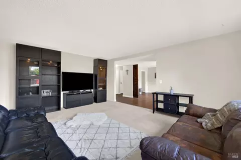 749 Stallion Cir, Fairfield, CA 94533 photo 9
