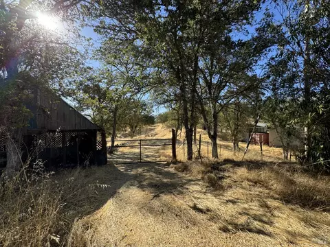 3901 Wagonwheel Dr, Copperopolis, CA 95228 photo 3