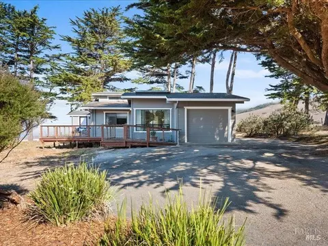221 Calle Del Sol Dr, Bodega Bay, CA 94923