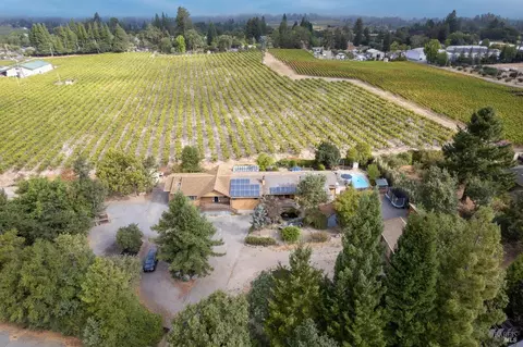 3711 Gravenstein Hwy N Hwy, Sebastopol, CA 95472