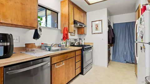 521 Baker St, Petaluma, CA 94952 photo 34