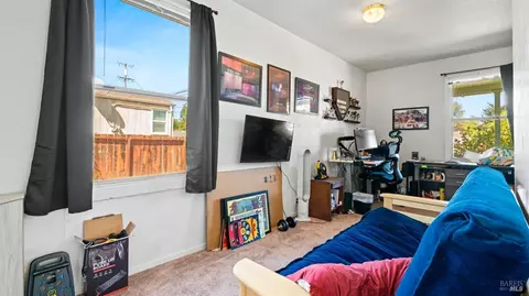 521 Baker St, Petaluma, CA 94952 photo 7