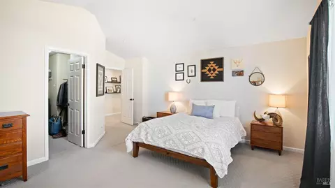 Bedroom - 100 Grape Gables Way, Cloverdale, CA 95425 photo 2 of 8