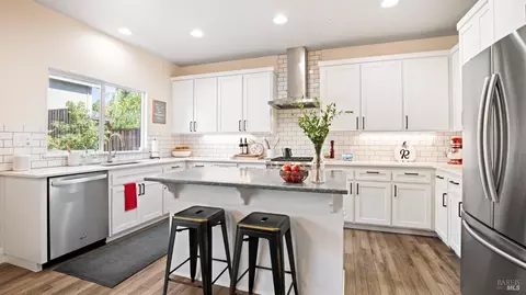Kitchen - 100 Grape Gables Way, Cloverdale, CA 95425 photo 1 of 6
