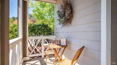 Exterior - 100 Grape Gables Way, Cloverdale, CA 95425 photo 5 of 25