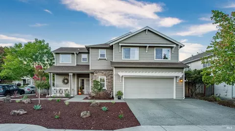 Exterior - 100 Grape Gables Way, Cloverdale, CA 95425 photo 3 of 25