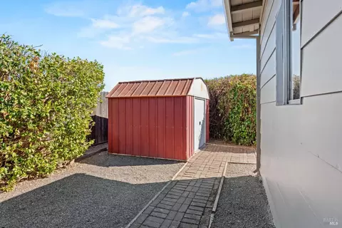 780 Malaga Dr, Ukiah, CA 95482 photo 13