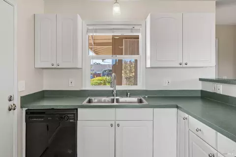 780 Malaga Dr, Ukiah, CA 95482 photo 10