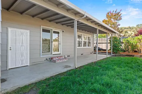 780 Malaga Dr, Ukiah, CA 95482 photo 14