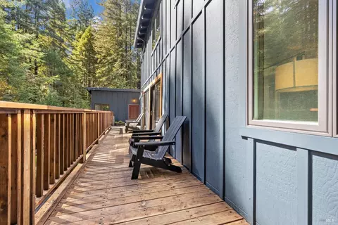 Exterior - 16115 Bittner Rd, Occidental, CA 95465 photo 5 of 17
