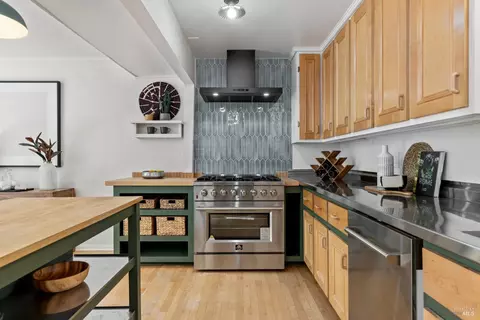 Kitchen - 16115 Bittner Rd, Occidental, CA 95465 photo 3 of 7