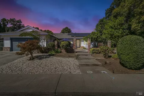 3007 Ponderosa Ct, Fairfield, CA 94533