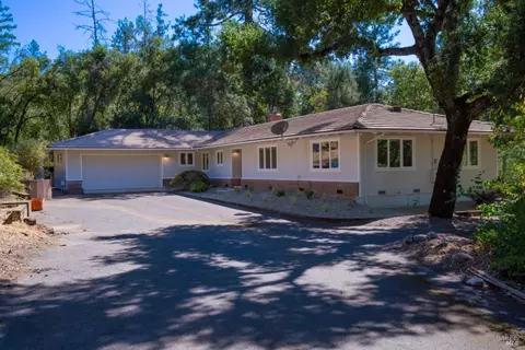 376 Cold Springs Rd, Angwin, CA 94508