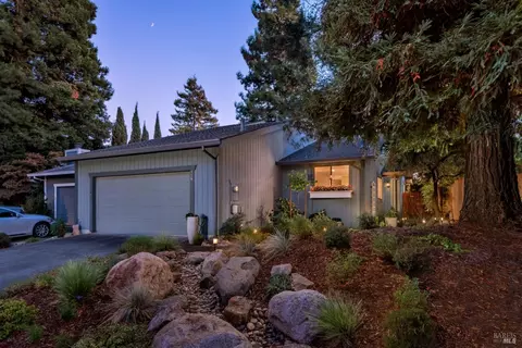116 Countrywood Ct, Petaluma, CA 94954