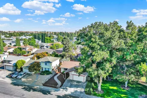 2100 Davis Dr, Fairfield, CA 94533 photo 4