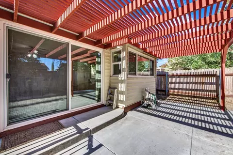 2100 Davis Dr, Fairfield, CA 94533 photo 61