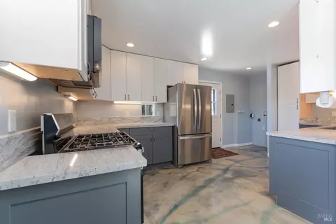 650 Mcpeak St, Ukiah, CA 95482 photo 8