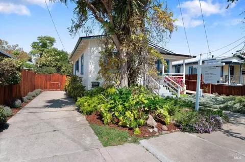 911 Jones St, Berkeley, CA 94710 photo 32