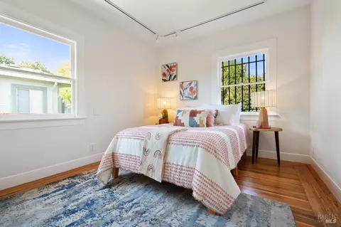 911 Jones St, Berkeley, CA 94710 photo 17