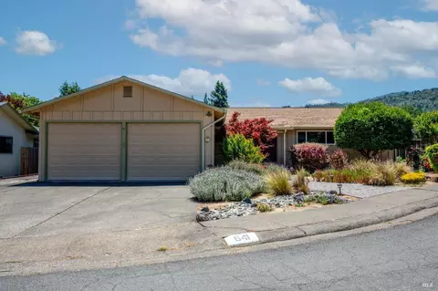 641 Chablis Ct, Ukiah, CA 95482
