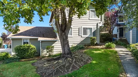 69 Parrott St, Vallejo, CA 94590 photo 3