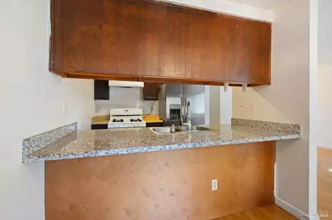 69 Parrott St, Vallejo, CA 94590 photo 22