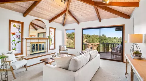 17 Knolltop Ct, Novato, CA 94945