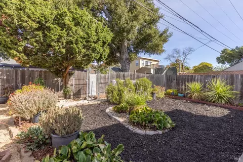 1244 Arkansas St, Vallejo, CA 94590 photo 23