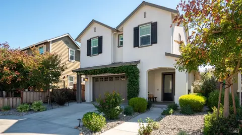 1653 Wildflower Way, Rohnert Park, CA 94928