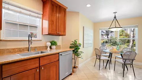 161 E B St, Benicia, CA 94510 photo 16