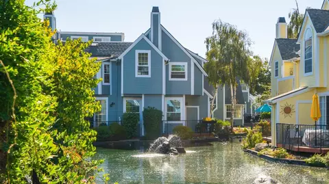 161 E B St, Benicia, CA 94510