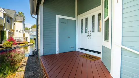 161 E B St, Benicia, CA 94510 photo 4